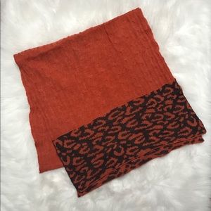 🧣 2/$12 Orange and Brown Scarf
